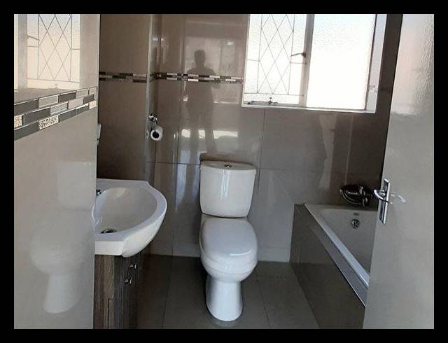 3 BEDROOM TOWNHOUSE FOR SALE IN GLEN MARAIS